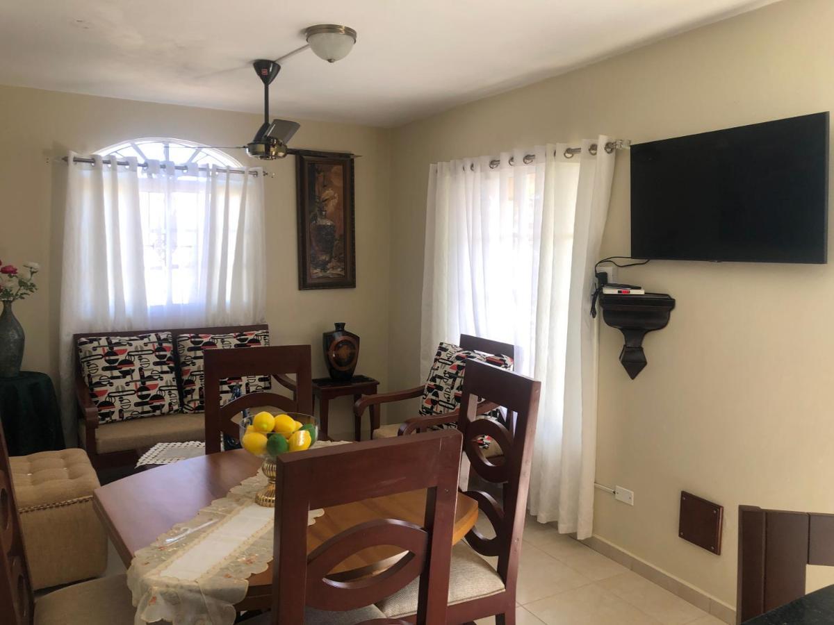Apartamentos Kika Puerto Plata Luaran gambar